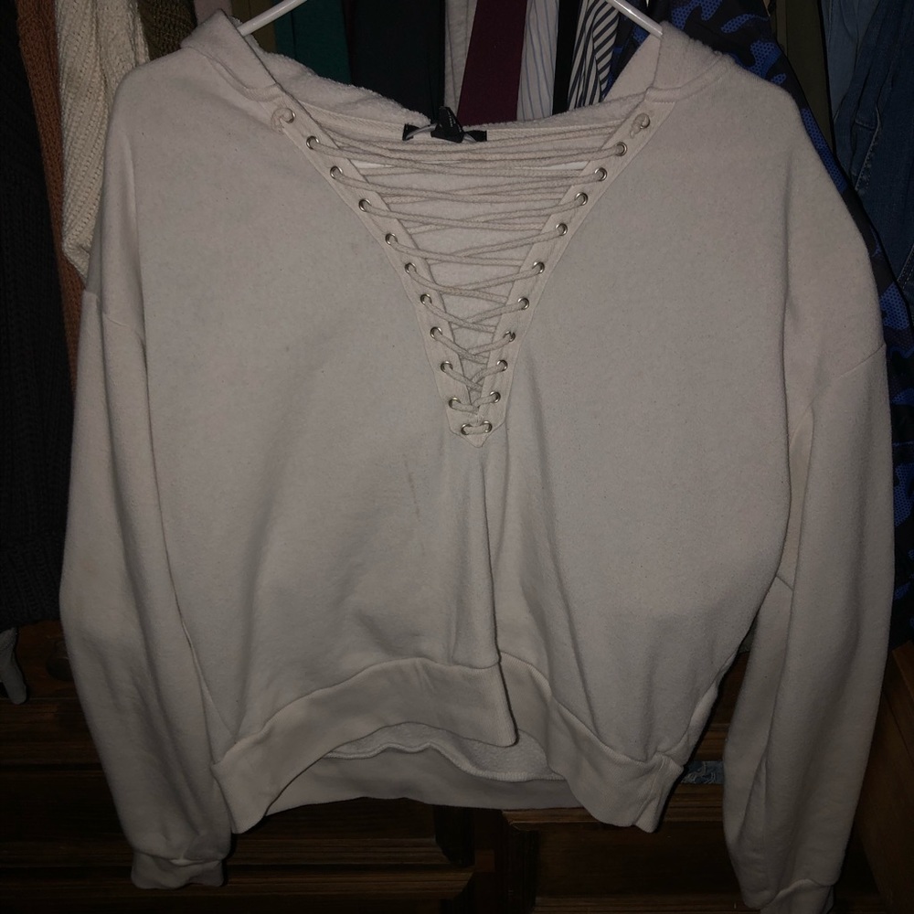Criss cross stylish sweater